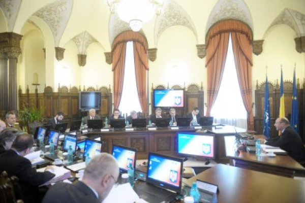CSAT se reuneşte marţi în şedinţă; Ponta nu participă